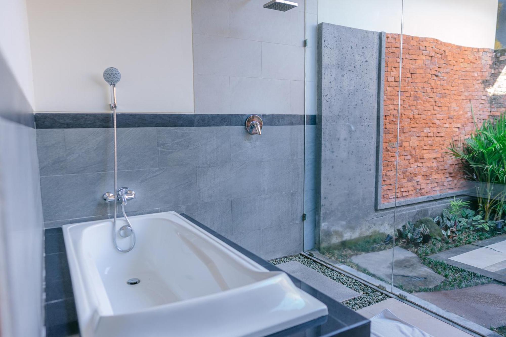 2 Seasons Villa Sun - Luxury With Private Pool Ubud Eksteriør bilde